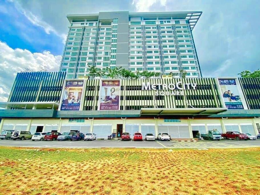 Nz Homestay Metrocity Square Kuching Buitenkant foto